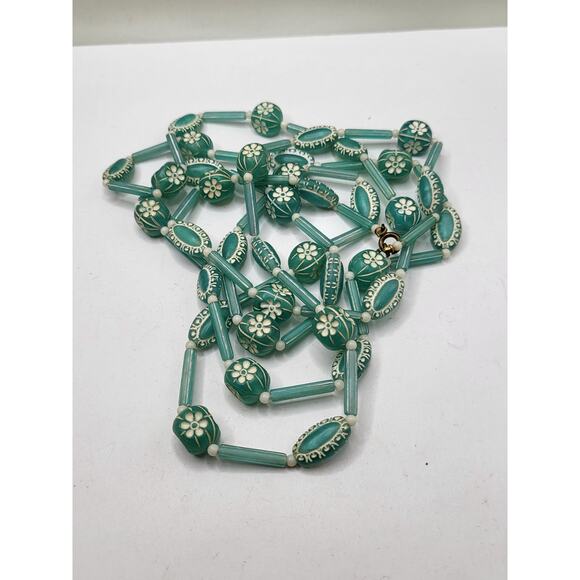 Vintage 1960s Japanese Carved Lucite Aqua Floral Bead Necklace 54 Inch Long - Picture 5 of 10